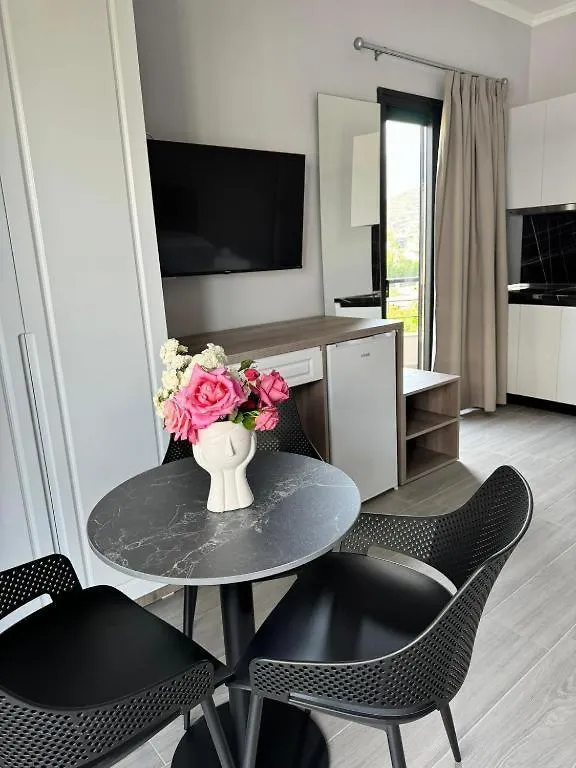 Hotel 4Palmat Orikum 3*,  Albania